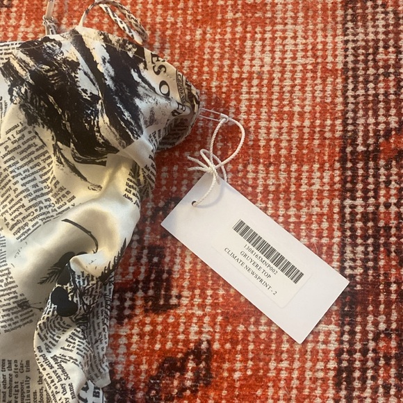 Reformation Gruyere Top in Climate News NWT - Picture 7 of 8